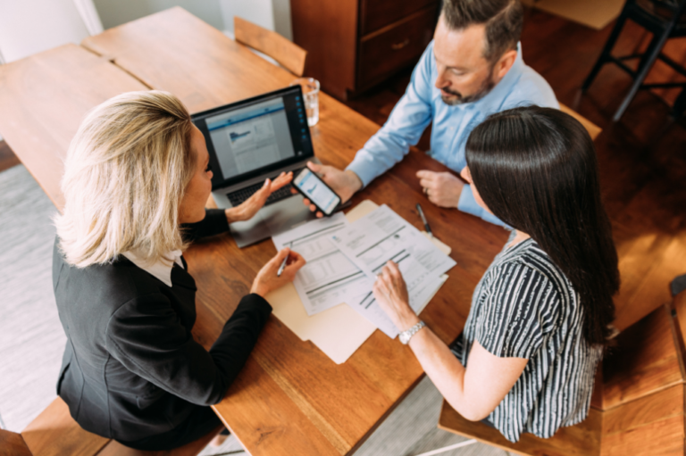 The Benefits of Working with a Financial Advisor for Retirement Planning