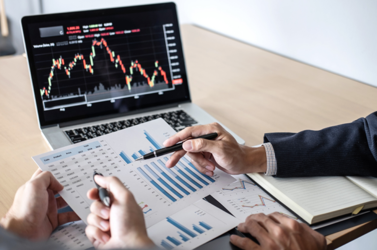 A Complete Guide to Smart Investment Strategies for Long-Term Wealth